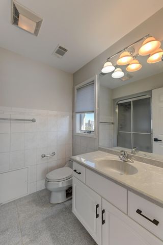 10327 Sandy Lane, Munster, IN 46321