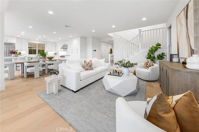 206 Collino, Irvine, CA 92602