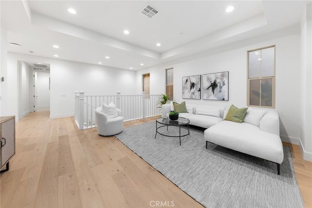 206 Collino, Irvine, CA 92602