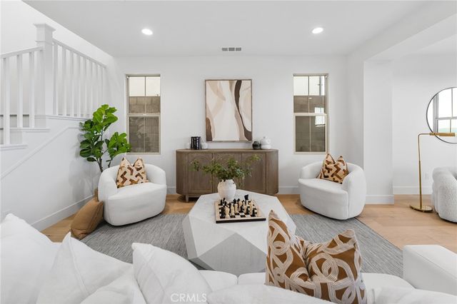 206 Collino, Irvine, CA 92602