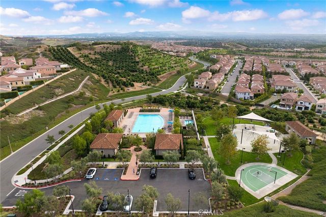 206 Collino, Irvine, CA 92602