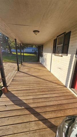 440 Mechanic Street, New Waverly, TX 77358