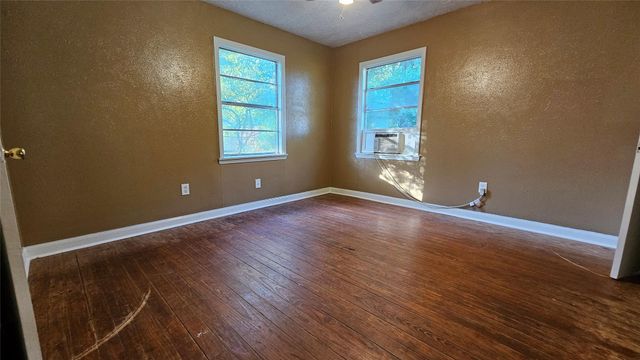 440 Mechanic Street, New Waverly, TX 77358