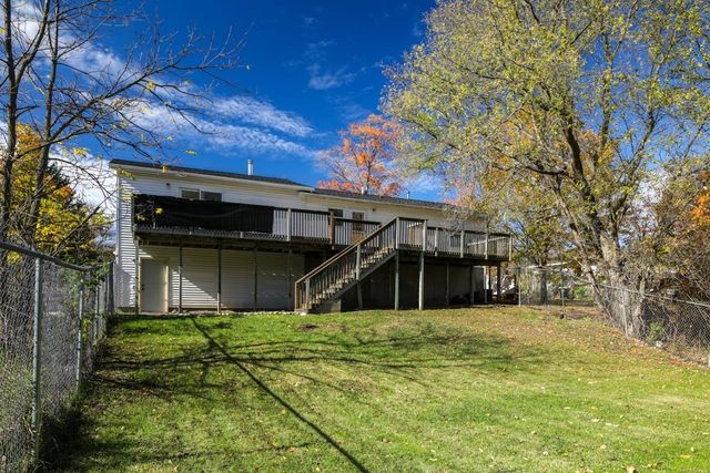 8335 S Maple City Road, Maple City, MI 49664