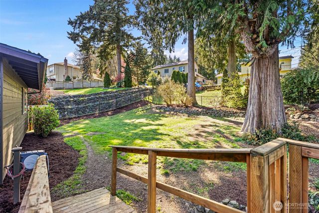 8205 Clearidge Avenue NW, Silverdale, WA 98383