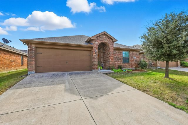 1141 Wellesbourne Lane, Fort Worth, TX 76134
