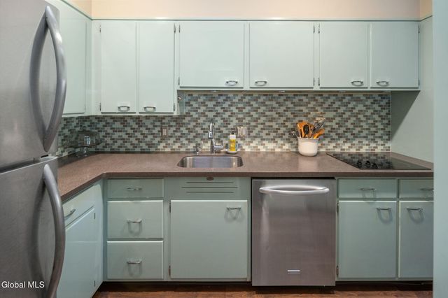 211 Lancaster Street, Albany, NY 12210
