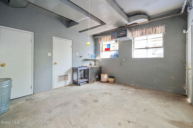211 Lancaster Street, Albany, NY 12210