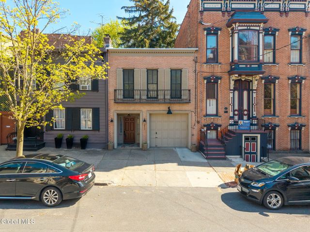 211 Lancaster Street, Albany, NY 12210