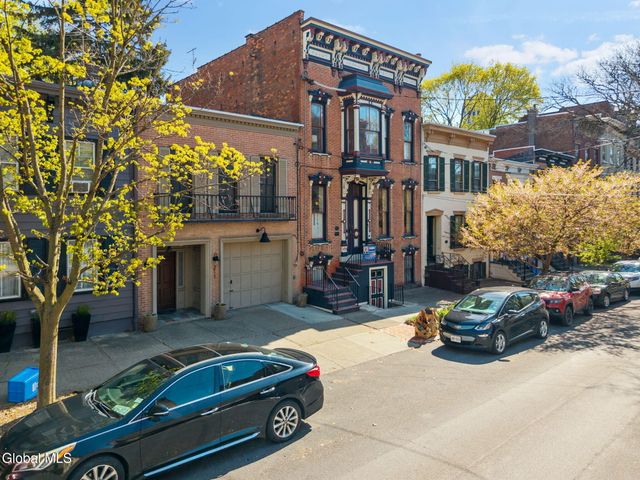 211 Lancaster Street, Albany, NY 12210