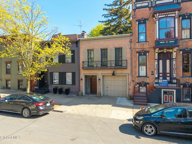 211 Lancaster Street, Albany, NY 12210