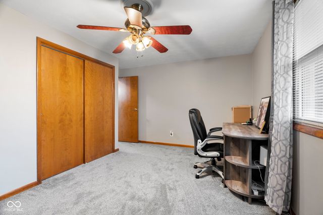 1448 N Lakeview Drive, Frankfort, IN 46041