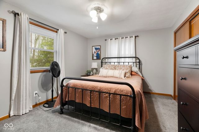 1448 N Lakeview Drive, Frankfort, IN 46041