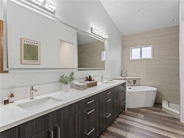 417 Standard, El Segundo, CA 90245