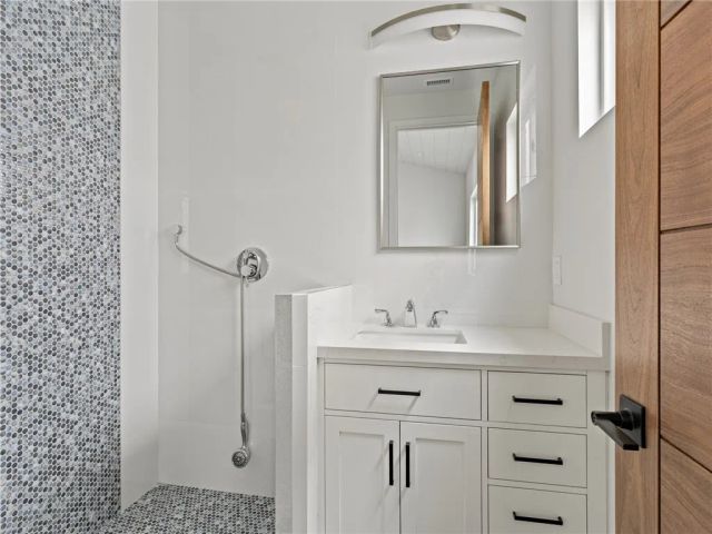 417 Standard, El Segundo, CA 90245
