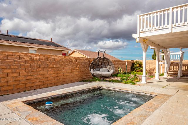 38609 Erika Lane, Palmdale, CA 93551