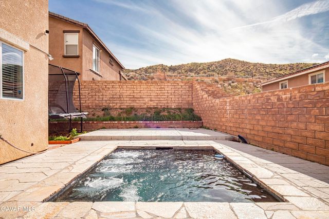 38609 Erika Lane, Palmdale, CA 93551