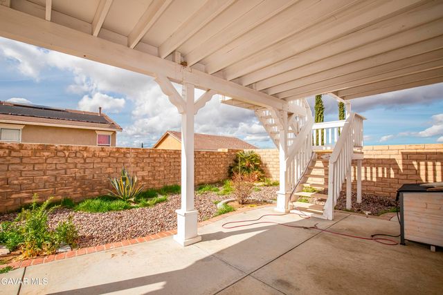 38609 Erika Lane, Palmdale, CA 93551