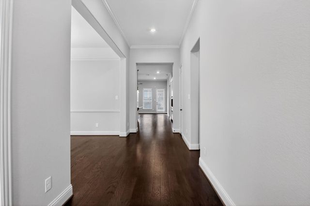 506 Blossom Cove Court, Pinehurst, TX 77362