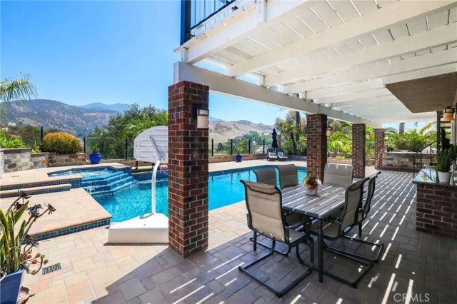19312 Sleeping Oak Drive, Lake Forest, CA 92679