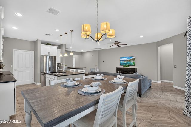 22768 W MOONLIGHT Path, Buckeye, AZ 85326