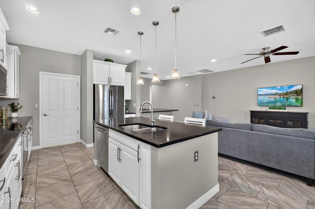 22768 W MOONLIGHT Path, Buckeye, AZ 85326