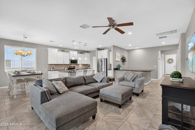22768 W MOONLIGHT Path, Buckeye, AZ 85326