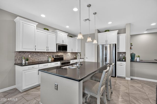 22768 W MOONLIGHT Path, Buckeye, AZ 85326