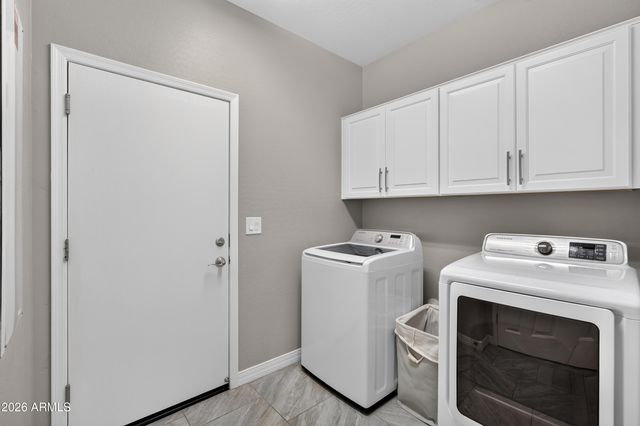 22768 W MOONLIGHT Path, Buckeye, AZ 85326