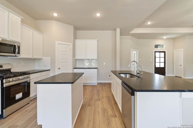 21117 Jordans Ranch Way, San Antonio, TX 78264