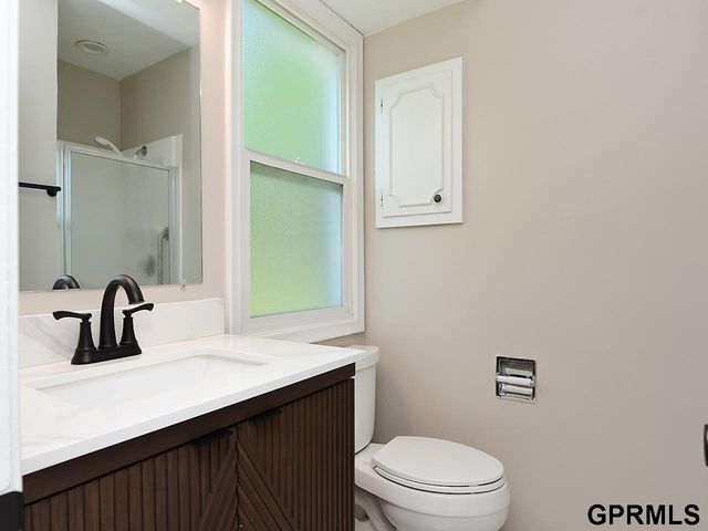14935 L Street, Omaha, NE 68137