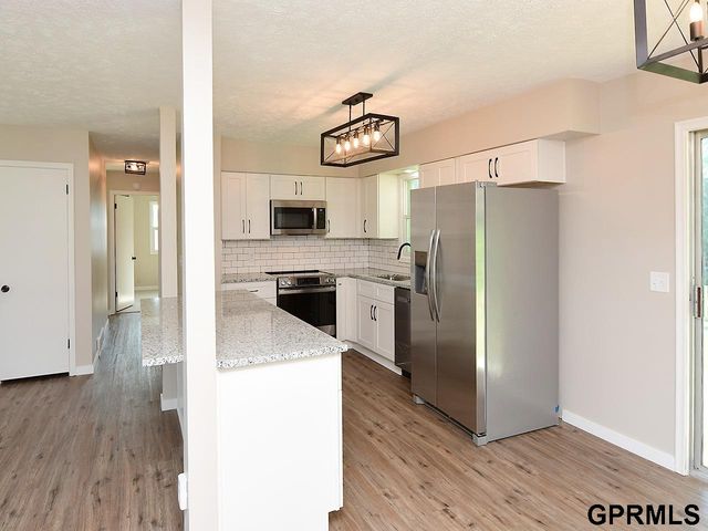 14935 L Street, Omaha, NE 68137