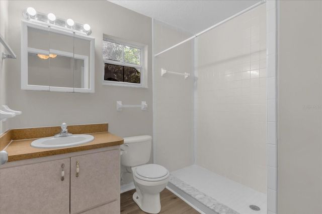 1240 NE 20TH STREET, Ocala, FL 34470