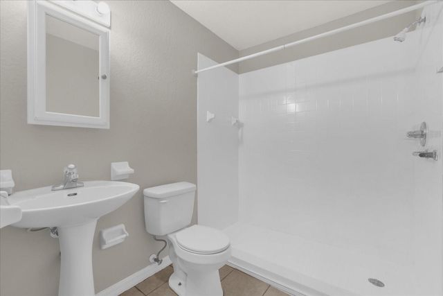 1240 NE 20TH STREET, Ocala, FL 34470