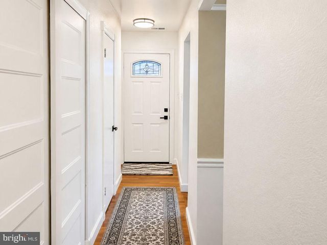 1012 JAMES MADISON CIR, Fredericksburg, VA 22405