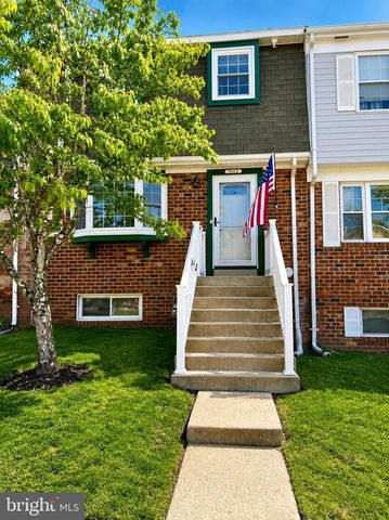 1012 JAMES MADISON CIR, Fredericksburg, VA 22405