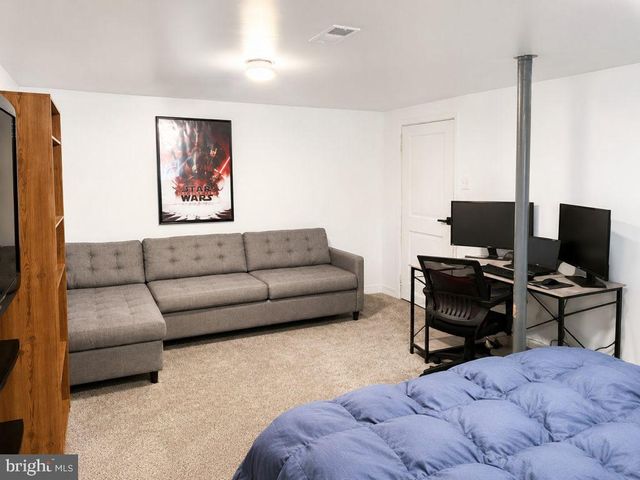 1012 JAMES MADISON CIR, Fredericksburg, VA 22405