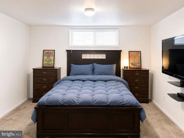 1012 JAMES MADISON CIR, Fredericksburg, VA 22405
