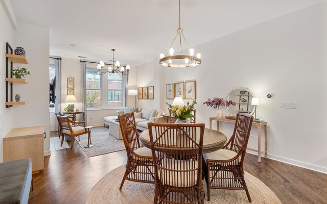 4118 N LINCOLN Avenue 302, Chicago, IL 60618