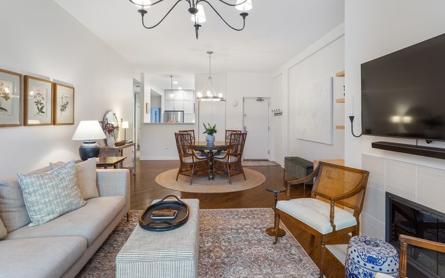 4118 N LINCOLN Avenue 302, Chicago, IL 60618