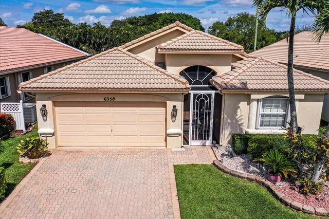 6358 Westchester Club Drive, Boynton Beach, FL 33437