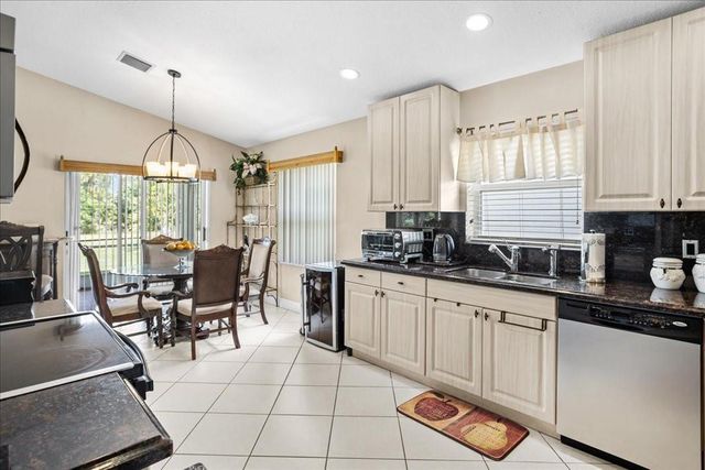 6358 Westchester Club Drive, Boynton Beach, FL 33437