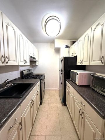 142-05 Roosevelt Avenue 539, Flushing, NY 11354