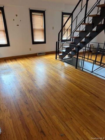 268 Beach 17th Street, Far Rockaway, NY 11691