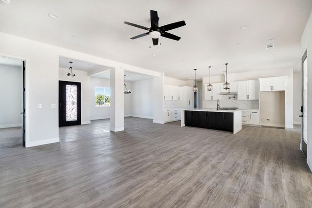 16699 Road 30 1 2, Madera, CA 93636