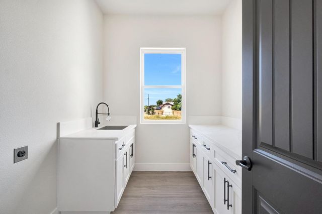 16699 Road 30 1 2, Madera, CA 93636