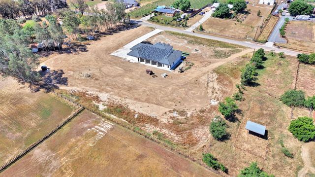 16699 Road 30 1 2, Madera, CA 93636