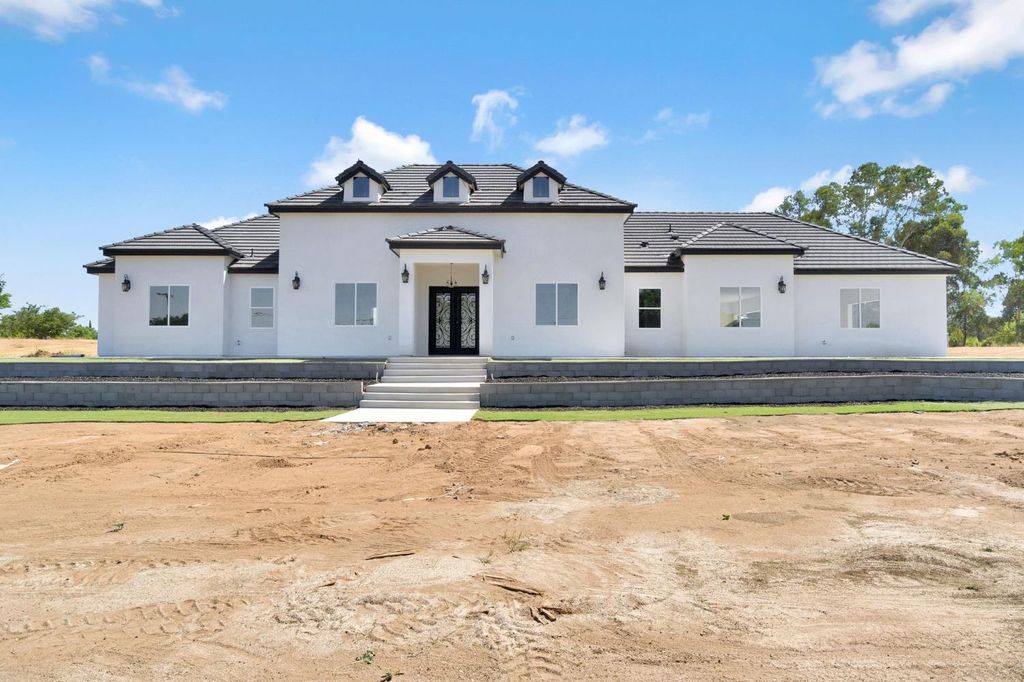 16699 Road 30 1 2, Madera, CA 93636