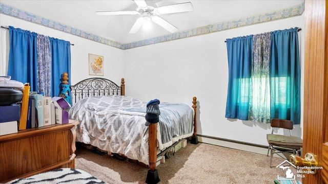 24431 Carlysle Street, Dearborn, MI 48124