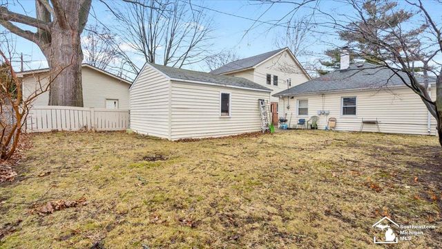 24431 Carlysle Street, Dearborn, MI 48124